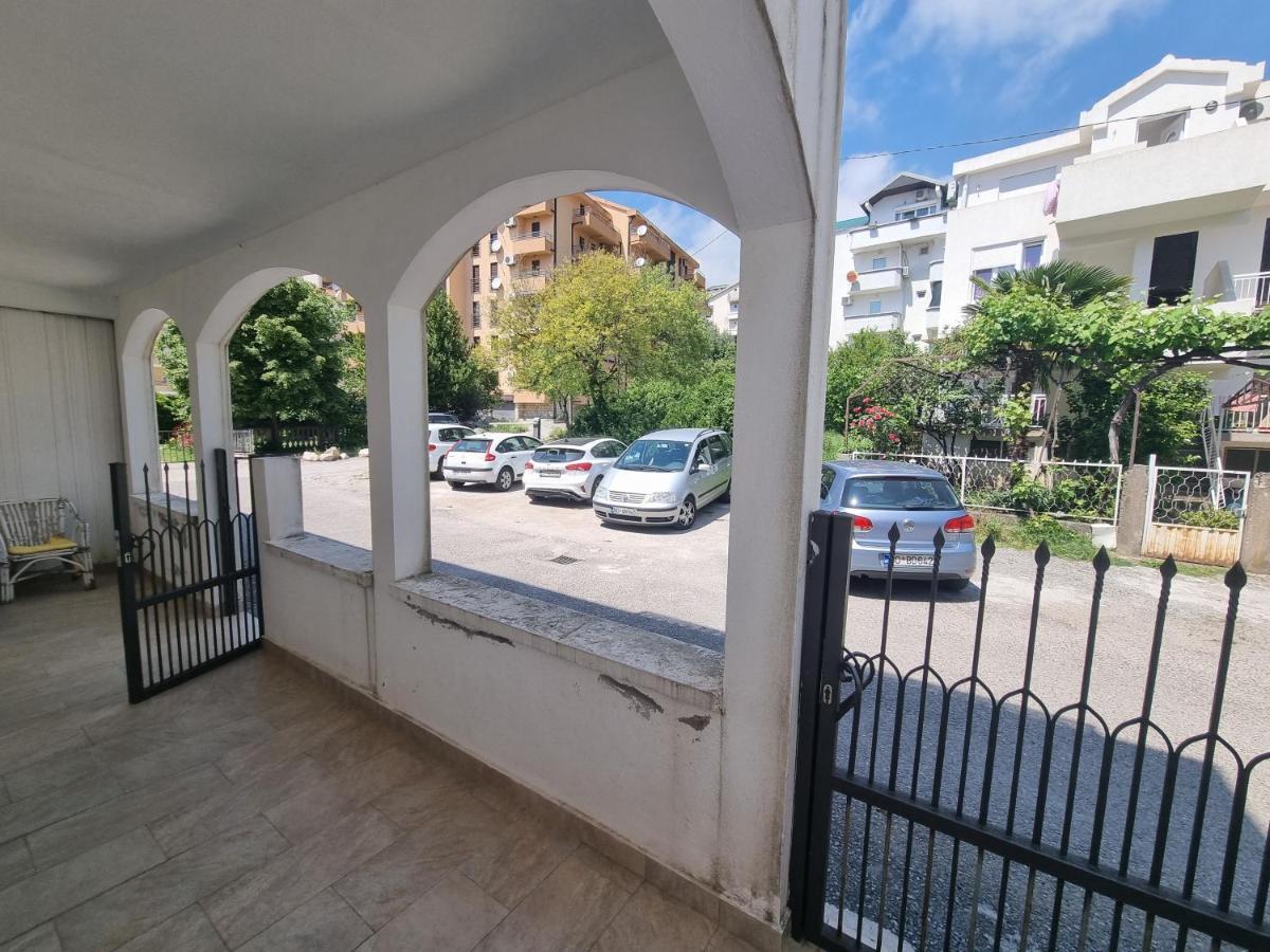 בודווה Guest House Damjana חדר תמונה