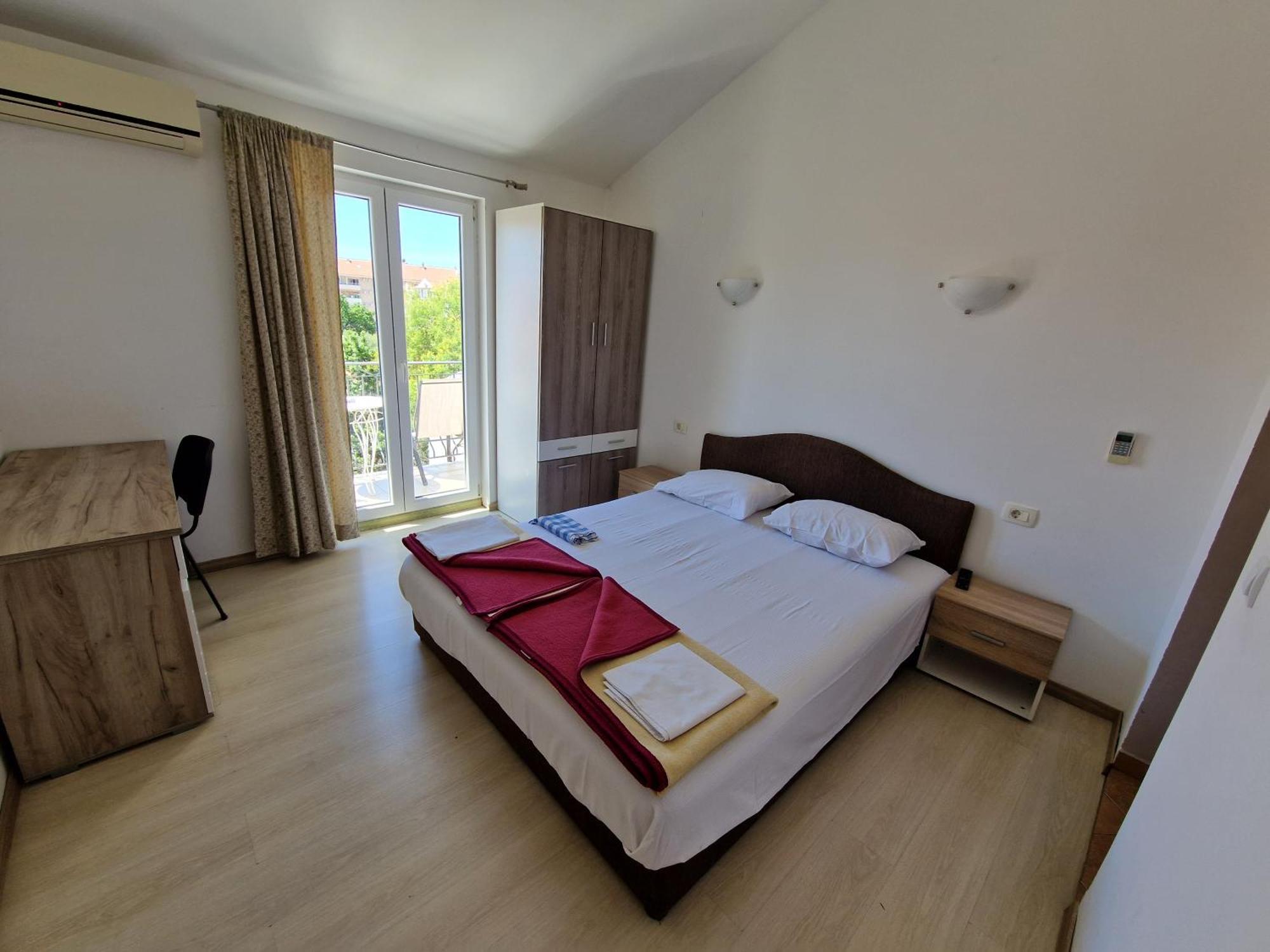 בודווה Guest House Damjana מראה חיצוני תמונה