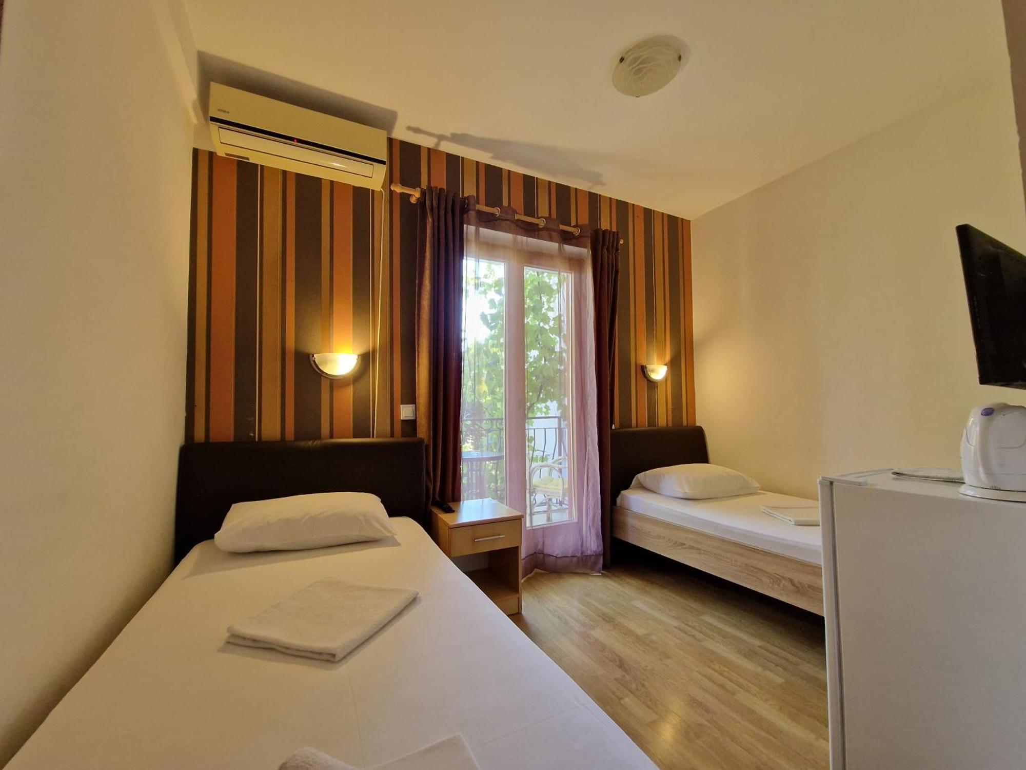 בודווה Guest House Damjana חדר תמונה
