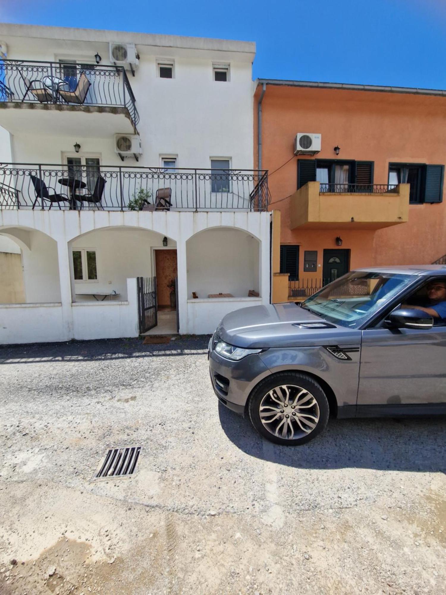 בודווה Guest House Damjana מראה חיצוני תמונה