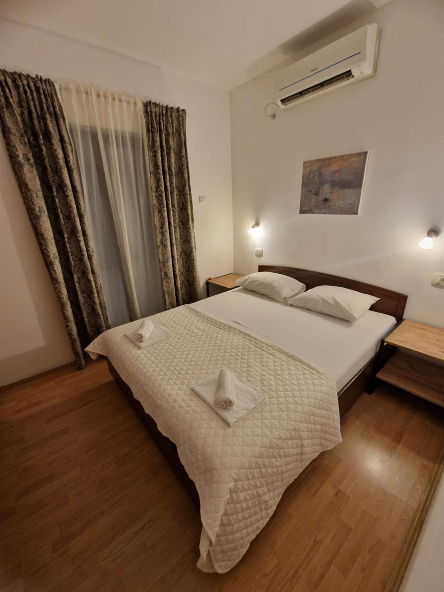 בודווה Guest House Damjana מראה חיצוני תמונה