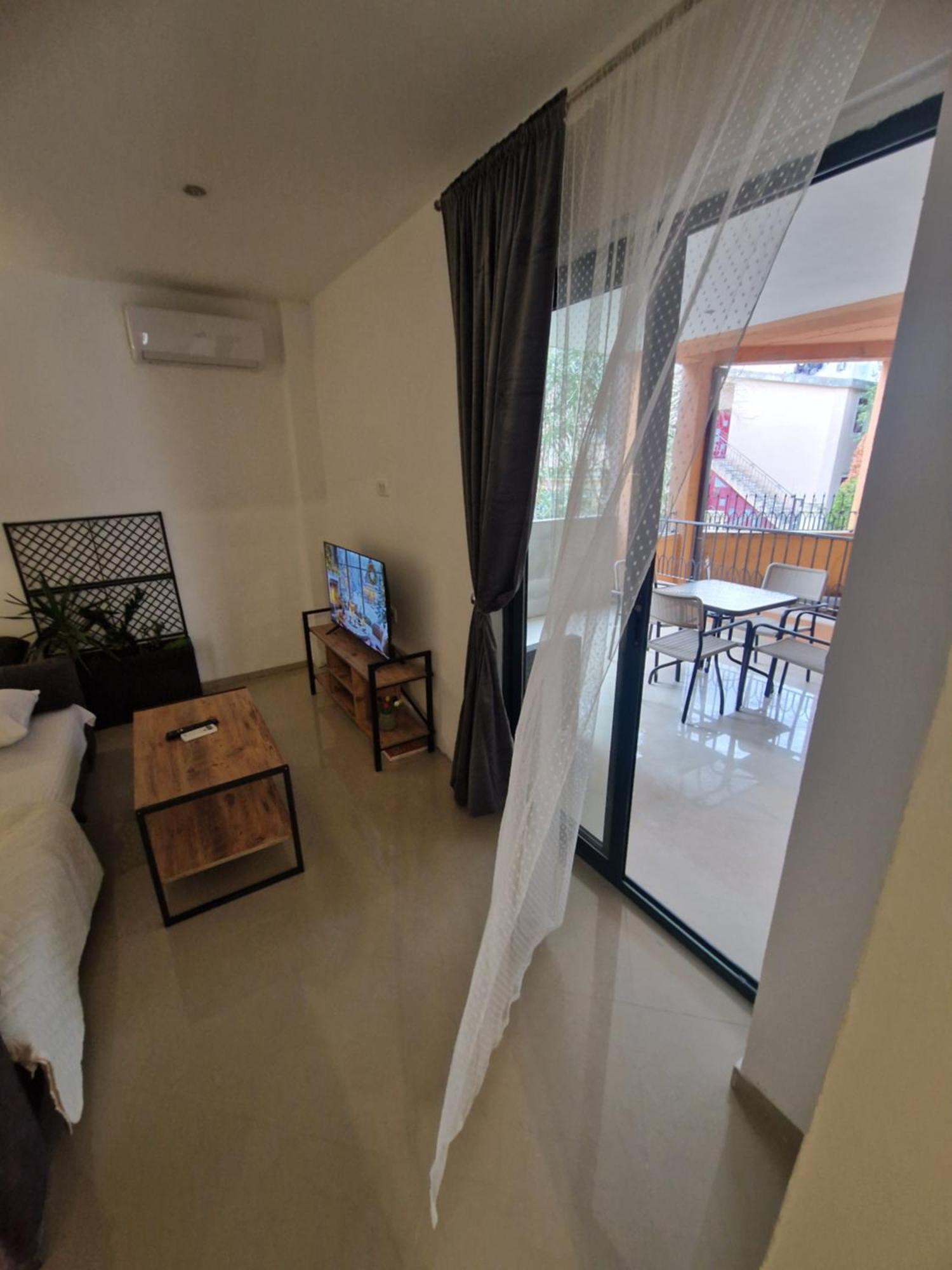 בודווה Guest House Damjana חדר תמונה