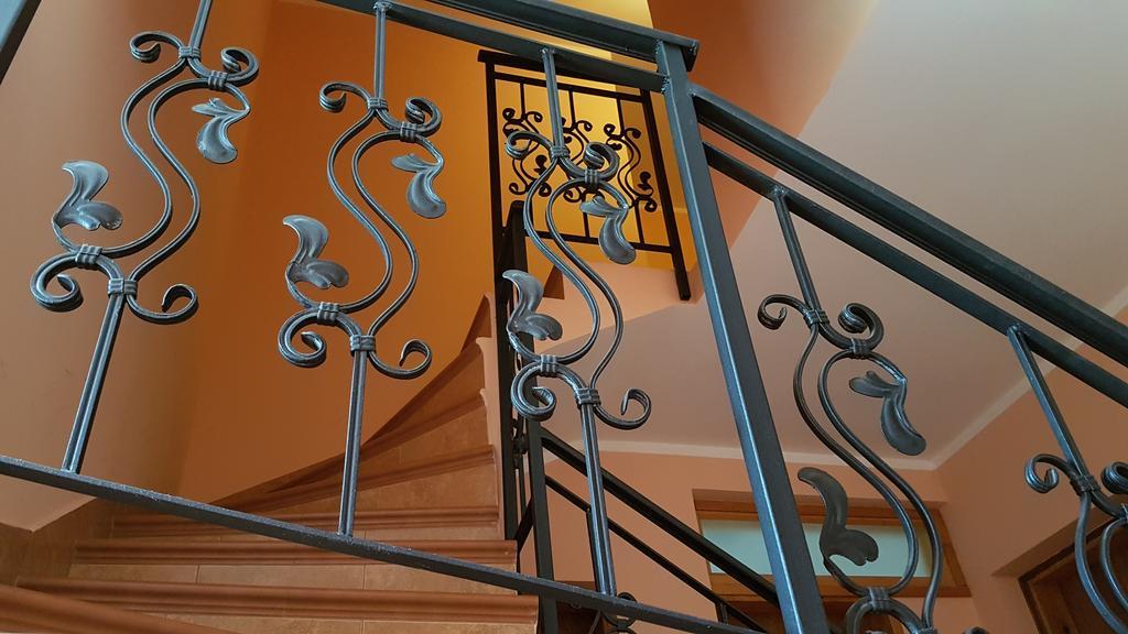 בודווה Guest House Damjana מראה חיצוני תמונה